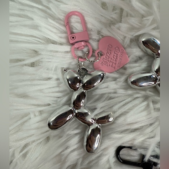 Balloon Dog Bag Charm/Keychain - Picture 12 of 15